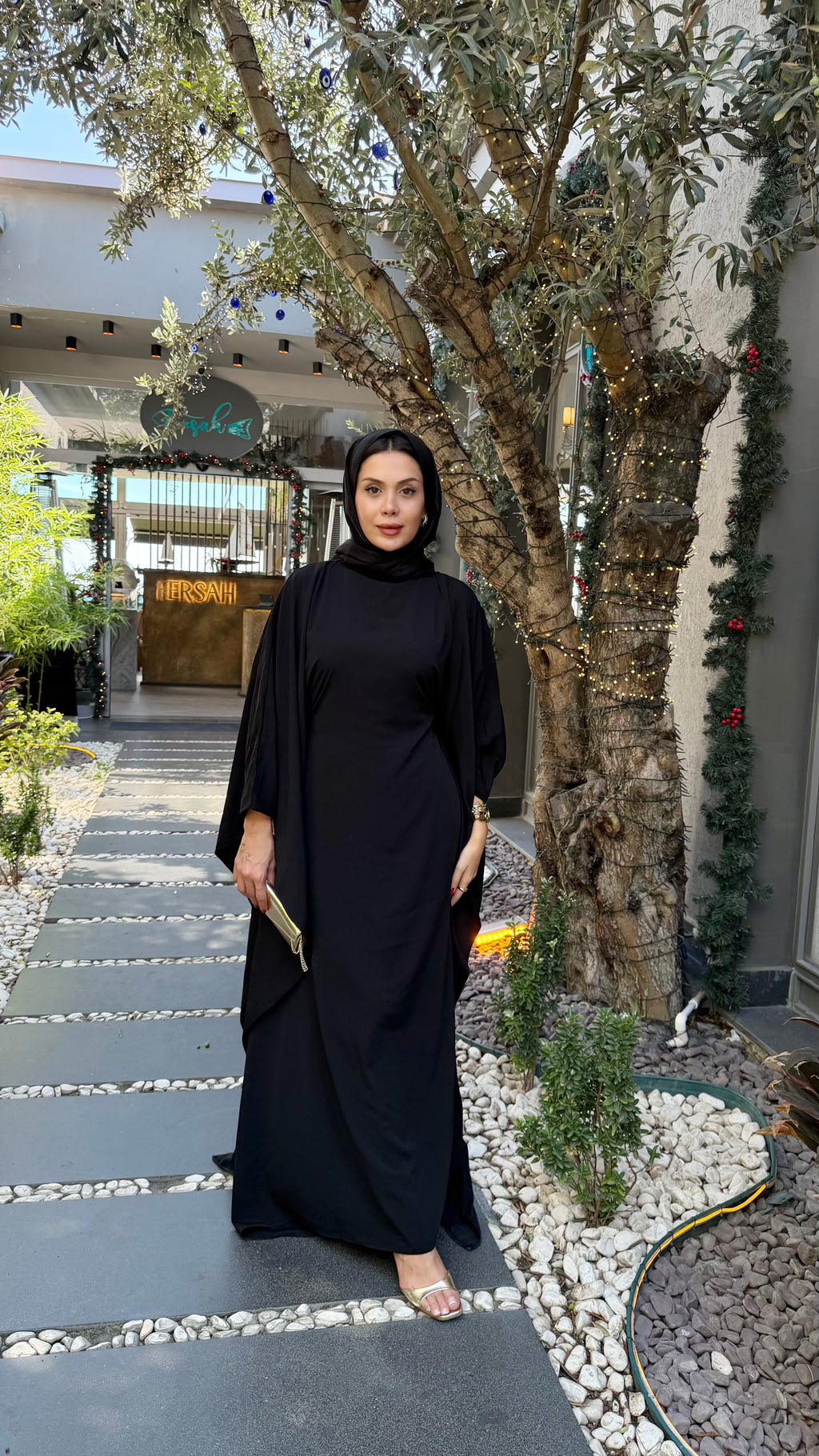 medine ipeği siyah elbise