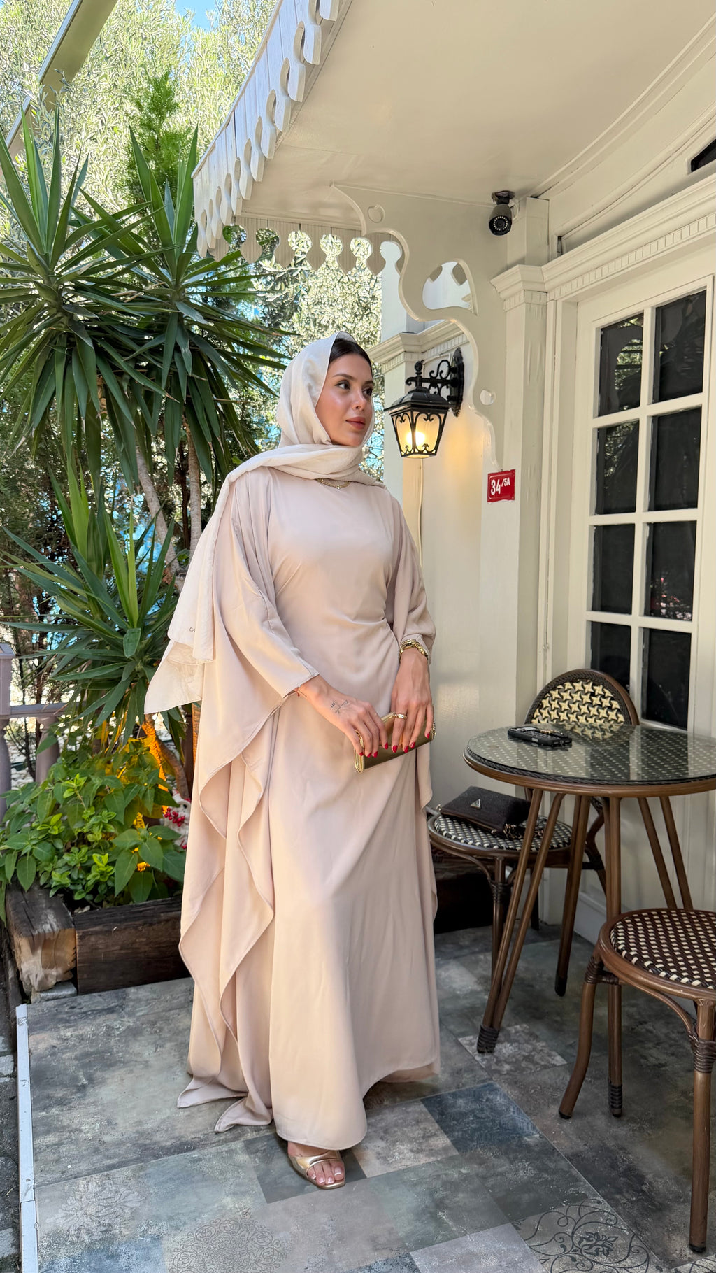 medine ipeği krem elbise