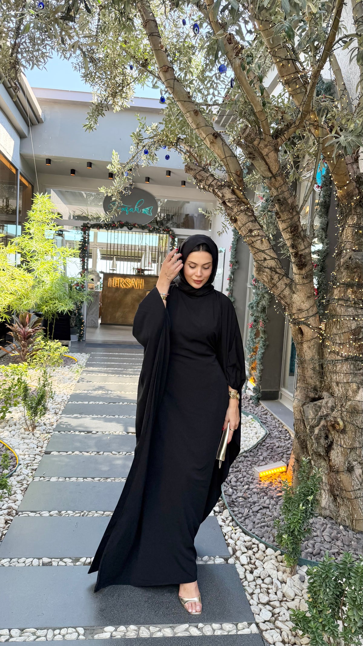 medine ipeği siyah elbise